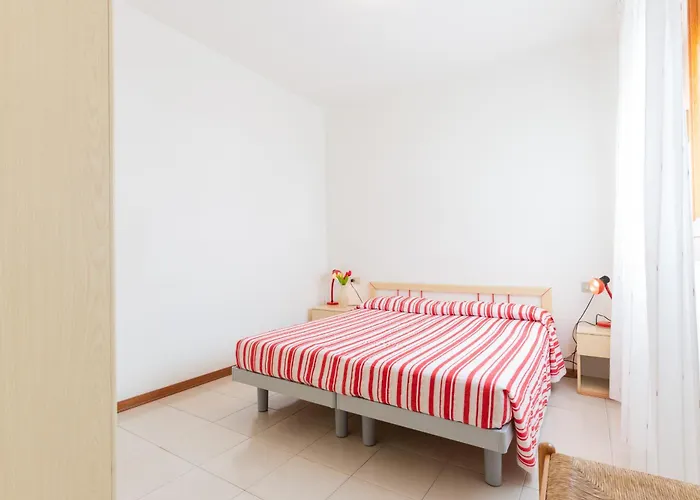 Castello Apartment *